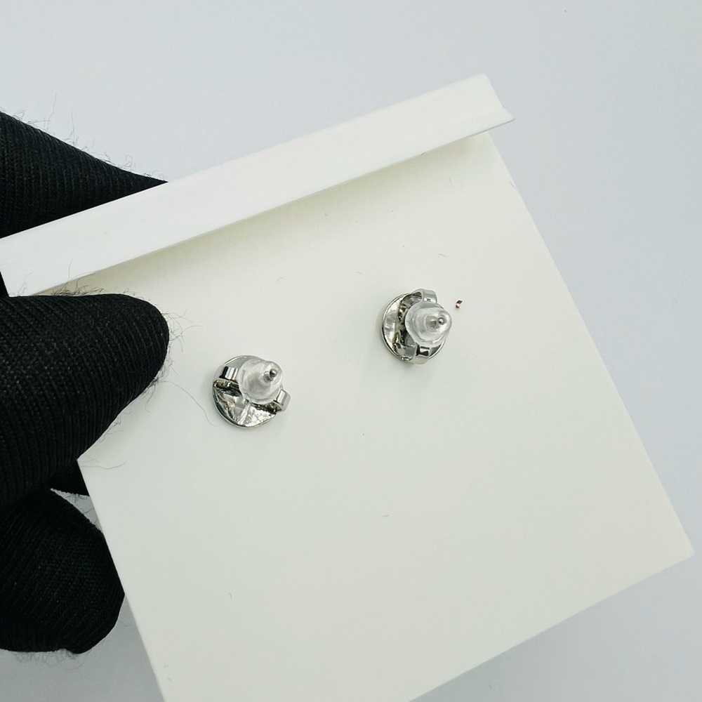 Tory Burch Britten Pave Stud Earrings NWOT - Picture 3 of 3